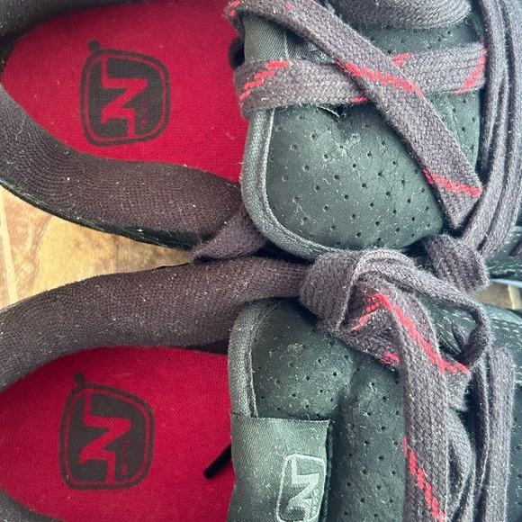 NSS Black & red NSS skater sneakers men's size 8 - Picture 8 of 13